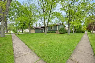 122 Mattek Ave, Dekalb, IL 60115 - Photo 5