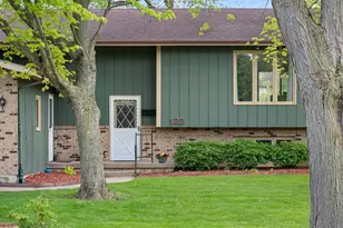 122 Mattek Ave, Dekalb, IL 60115 - Photo 3