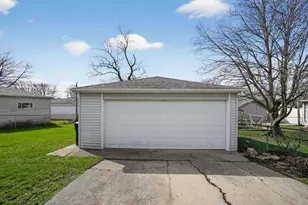 6717 165th St, Tinley Park, IL 60477 - Photo 15