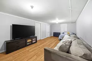 1000 Grand Ave, Aurora, IL 60506 - Photo 17