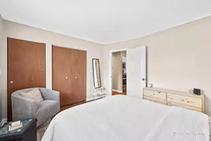 399 Wilmington Dr, Bartlett, IL 60103 - Photo 15