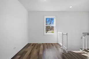 216 Eagle Ct, Bolingbrook, IL 60440 - Photo 9