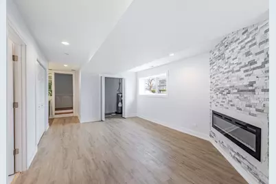 718 E 152nd Street, Phoenix, IL 60426 - Photo 9