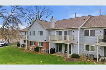 1606 Pennsbury Court #C2, Wheeling, IL 60090 - Photo 3