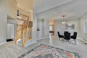 88 Hackney Ln, Lindenhurst, IL 60046 - Photo 9