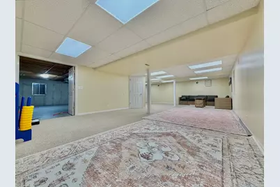 88 Hackney Lane, Lindenhurst, IL 60046 - Photo 45