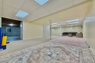 88 Hackney Ln, Lindenhurst, IL 60046 - Photo 45