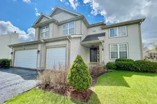 88 Hackney Ln, Lindenhurst, IL 60046 - Photo 5