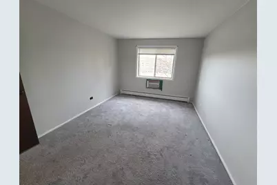 212 Shorewood Drive #2D, Glendale Heights, IL 60139 - Photo 13