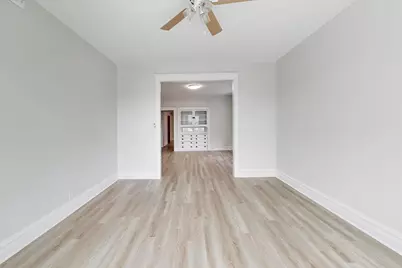 1646 W Byron Street #2F, Chicago, IL 60613 - Photo 7