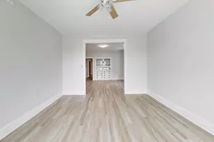 1646 W Byron St, Chicago, IL 60613 - Photo 7