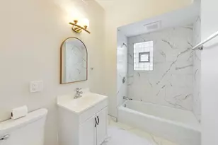 1646 W Byron St, Chicago, IL 60613 - Photo 21