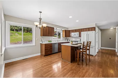 809 Ridgeland Street, Fox River Grove, IL 60021 - Photo 13