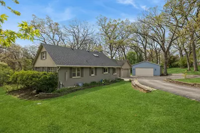 809 Ridgeland Street, Fox River Grove, IL 60021 - Photo 1