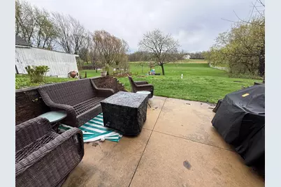504 E Calhoun Street, Woodstock, IL 60098 - Photo 3