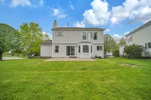 1201 Mayfair Dr, Carpentersville, IL 60110 - Photo 27