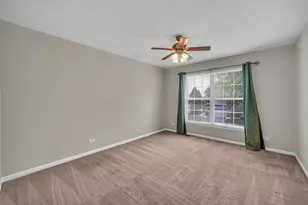 1201 Mayfair Dr, Carpentersville, IL 60110 - Photo 19