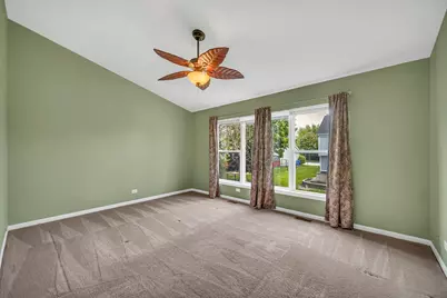 1201 Mayfair Drive, Carpentersville, IL 60110 - Photo 21
