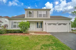 1201 Mayfair Dr, Carpentersville, IL 60110 - Photo 1