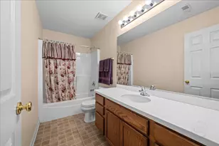 257 Hanburg Ln, Bolingbrook, IL 60440 - Photo 25