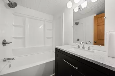 341 N View Street, Hinckley, IL 60520 - Photo 25