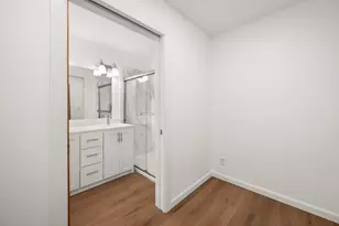 341 N View St, Hinckley, IL 60520 - Photo 17