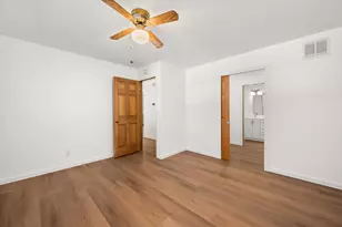 341 N View St, Hinckley, IL 60520 - Photo 15