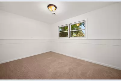 341 N View Street, Hinckley, IL 60520 - Photo 23