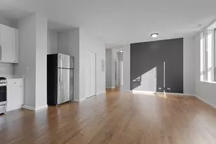 2451 W Howard St, Chicago, IL 60645 - Photo 3