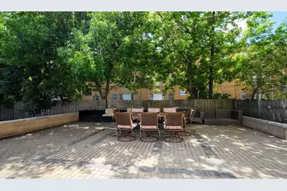 2451 W Howard Street #308, Chicago, IL 60645 - Photo 11