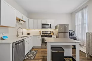 4143 W Cornelia Ave, Chicago, IL 60641 - Photo 21