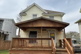 902 N Horsman St, Rockford, IL 61101 - Photo 1