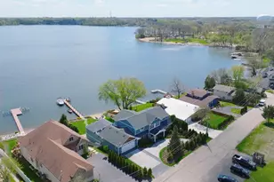 245 Sunrise Ln, Lake Zurich, IL 60047 - Photo 43