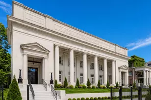 4840 S Dorchester Ave, Chicago, IL 60615 - Photo 1