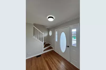 513 Trestle Court, Grayslake, IL 60030 - Photo 11