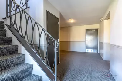 2407 E Brandenberry Court #2K, Arlington Heights, IL 60004 - Photo 3