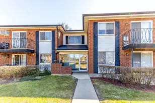 2407 E Brandenberry Ct, Arlington Heights, IL 60004 - Photo 17