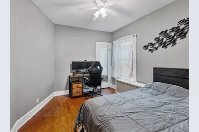 4917 N Kilbourn Avenue, Chicago, IL 60630 - Photo 13
