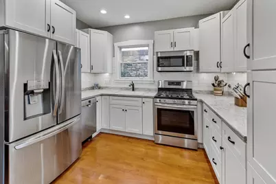 4917 N Kilbourn Avenue, Chicago, IL 60630 - Photo 9