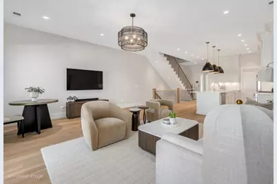 225 Burlington Avenue #TH1, Clarendon Hills, IL 60514 - Photo 3