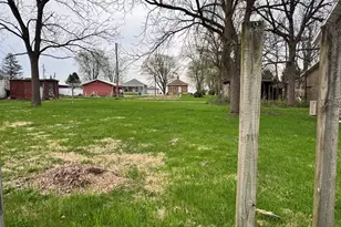 27842 2600 E St, Van Orin, IL 61374 - Photo 23