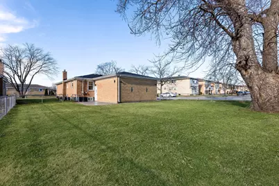 4955 N Delphia Avenue, Norridge, IL 60706 - Photo 33