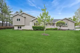 16101 Lake Villa Ave, Tinley Park, IL 60477 - Photo 1
