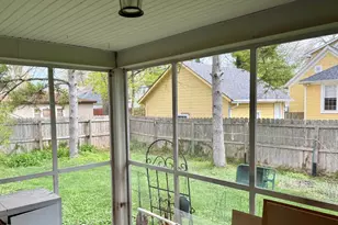 8 N Harrison St, Batavia, IL 60510 - Photo 13