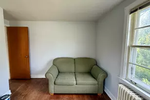 8 N Harrison St, Batavia, IL 60510 - Photo 11
