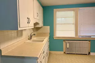 8 N Harrison St, Batavia, IL 60510 - Photo 7