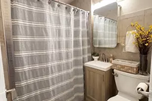 5549 N Parkside Ave, Chicago, IL 60630 - Photo 13