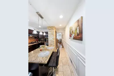 5549 N Parkside Avenue, Chicago, IL 60630 - Photo 7