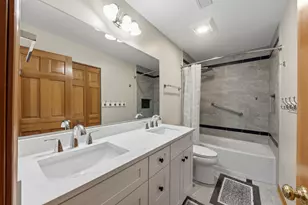 4108 Schillinger Dr, Naperville, IL 60564 - Photo 19
