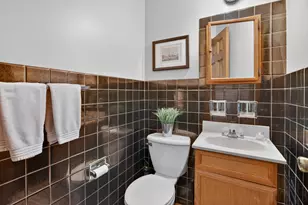 206 S See-Gwun Ave, Mount Prospect, IL 60056 - Photo 17